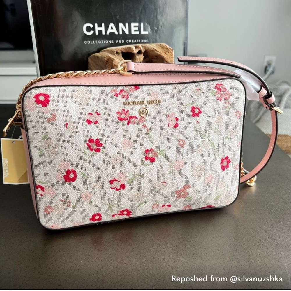 Michael Kors Vanilla Pink Michael Kors NWOT